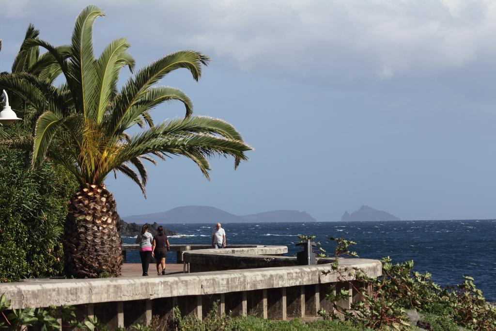 Canico Bay Apartments Bagian luar foto